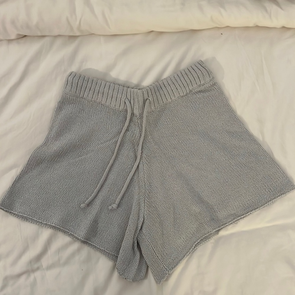 WEWOREWHAT PULL ON SWEATER SHORT - S
